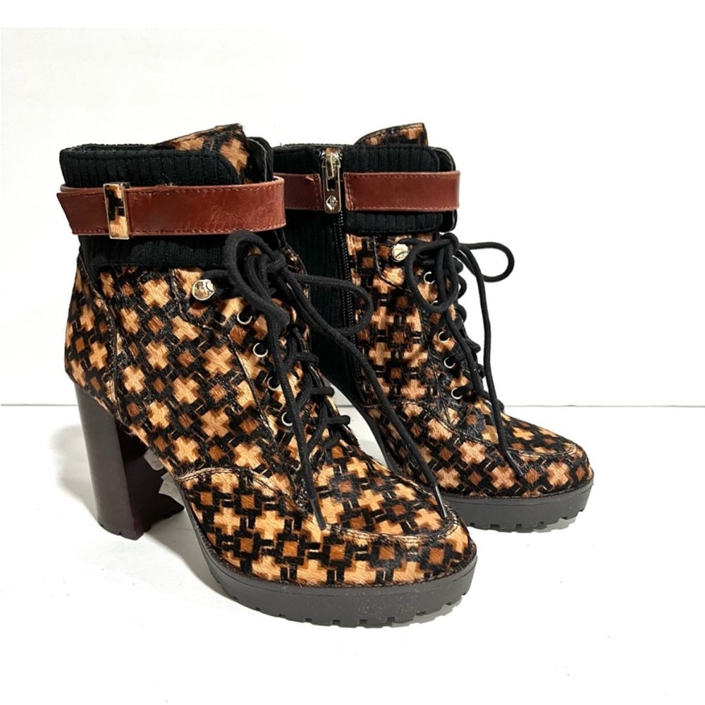 Antonio Melani Parton Calf Hair
High Block Heel Zip Ankle Boot Worn Twice Size 8
